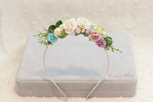 Load image into Gallery viewer, Floral hairband on metal hairband.