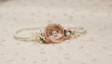 Load image into Gallery viewer, Divine petite dainty floral hairband